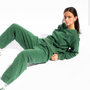 Realisation Par Green sweatsuit
